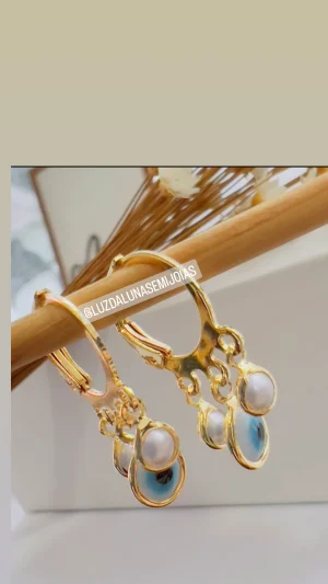 Argolinha folhada a ouro. Olho Grego.