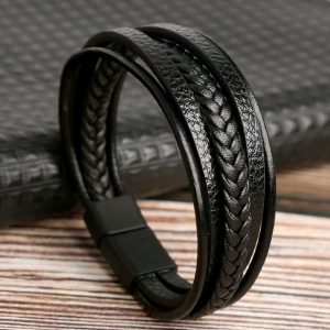 Pulseiras ,fecho magnetico. otima qualidade.
cor preto.